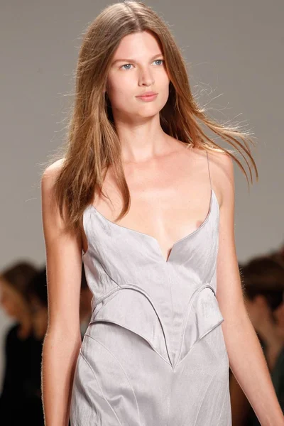 Look 39
